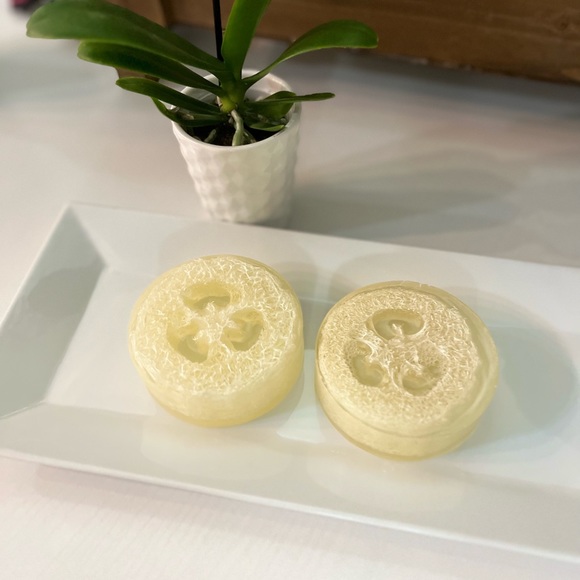 HAND CRAFTED Loofah Bar Soap - MAPLE - Picture 3 of 3